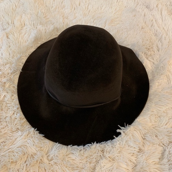 helen kaminski felt hat